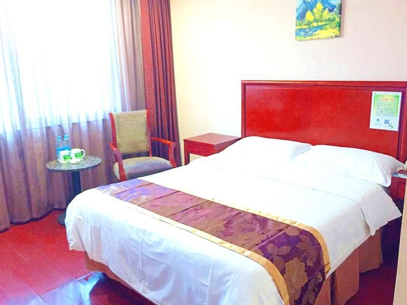 Greentree Inn Chongqing Yuzhou Road Hotel Bagian luar foto