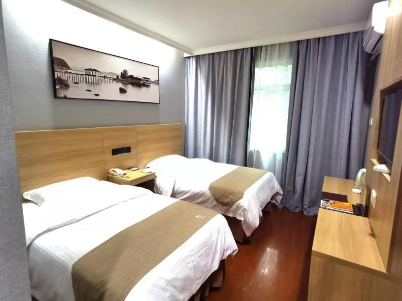 Greentree Inn Chongqing Yuzhou Road Hotel Bagian luar foto