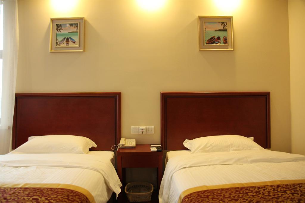 Greentree Inn Chongqing Yuzhou Road Hotel Bagian luar foto