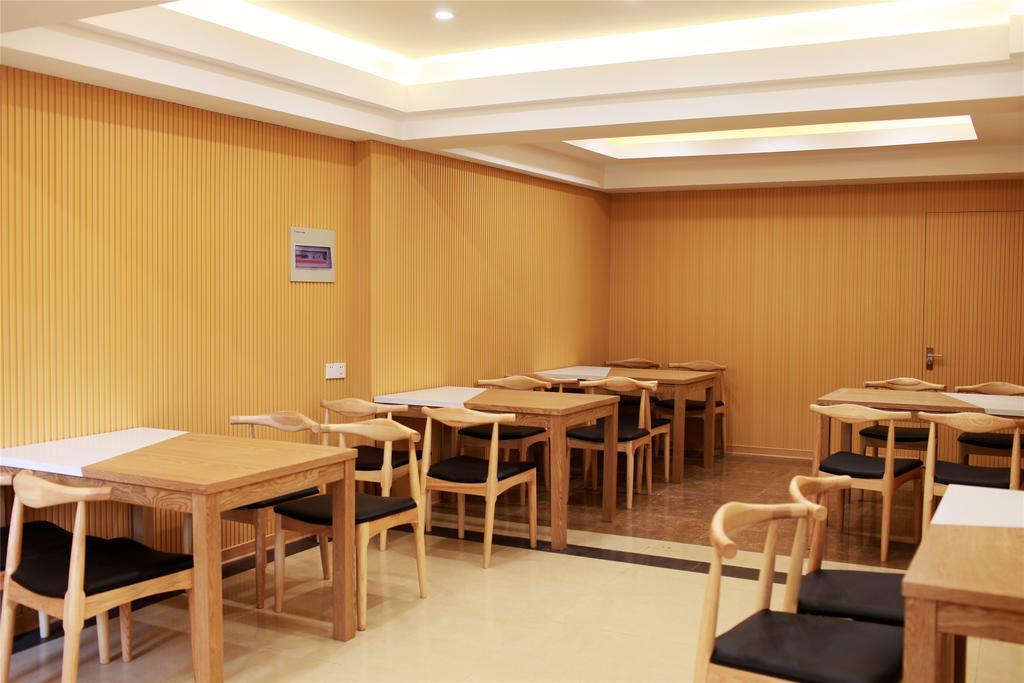 Greentree Inn Chongqing Yuzhou Road Hotel Bagian luar foto